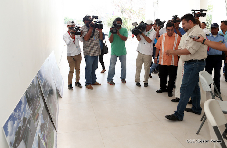 Nuncio Apost&oacute;lico recorre avances de Museo San Juan Pablo II